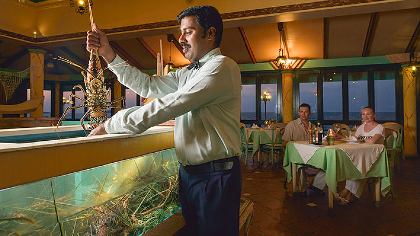 Ristorante Al Pontile--意大利和日本餐厅 dining美食的图片集（ 意大利和日本料理 ），印度洋三大明珠马尔代夫,马尔代夫太阳岛 Sun Island Resort